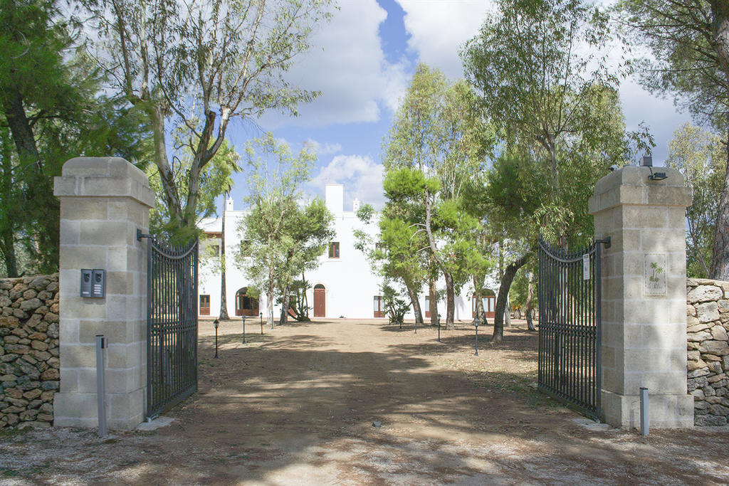 Tenuta Afra Squinzano ภายนอก รูปภาพ